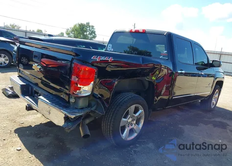 2015 Chevrolet Silverado 1500 1Lt z USA, uszkodzony, nr VIN 3GCUKREC6FG443759